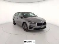 Usata Skoda Scala Style 116 CV (85 kW) 2024 Grigio metallizzato Utilitaria