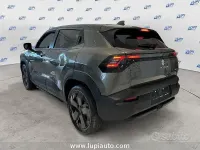 Nuova Suzuki e-Vitara 127 kW (174 CV) 2026 Grigio SUV