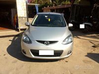 Usata Mazda 2 85 CV (62 kW) 2008 Argento Berlina