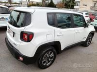 Usata Jeep Renegade Limited 120 CV (88 kW) 2019 Bianco SUV