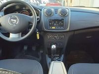 Usata Dacia Sandero Lauréate 75 CV (55 kW) 2014 Bianco Berlina