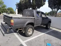 Usata Toyota HiLux 1989 Grigio Pick-up
