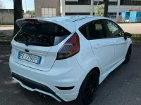 Usata Ford Fiesta ST-Line 75 CV (55 kW) 2017 Bianco Utilitaria