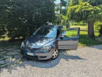Usata Mazda 2 Style 68 CV (50 kW) 2007 Grigio Utilitaria