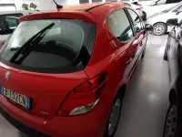 Usata Peugeot 207 2010 Rosso Berlina
