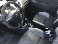 Usata Peugeot 207 Sport 73 CV (53 kW) 2009 Grigio Berlina