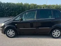 Usata Lancia Musa 101 CV (74 kW) 2004 Marrone Monovolume