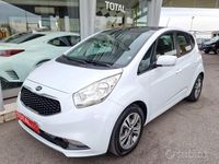 Usata Kia Venga 90 CV (66 kW) 2016 Bianco pastello Utilitaria