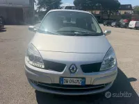 Usata Renault Grand Scénic II 131 CV (96 kW) 2009 Grigio Monovolume