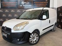 Usata Fiat Doblò 105 CV (77 kW) 2014 Bianco Monovolume