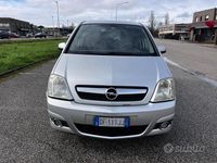 Usata Opel Meriva Cosmo 74 CV (54 kW) 2007 Grigio Monovolume
