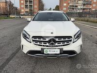 Usata Mercedes GLA200 136 CV (100 kW) 2017 Bianco SUV