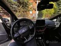 Usata Ford Fiesta ST-Line 100 CV (73 kW) 2017 Nero Utilitaria
