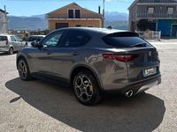 Usata Alfa Romeo Stelvio 209 CV (153 kW) 2019 Grigio SUV