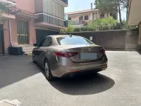 Usata Alfa Romeo Giulia 150 CV (110 kW) 2016 Marrone Berlina