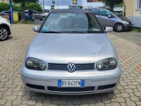 Usata VW Golf Trendline 101 CV (74 kW) 2000 Cabrio