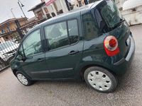 Usata Renault Modus 75 CV (55 kW) 2012 Verde Monovolume