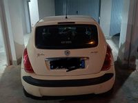 Usata Lancia Ypsilon 69 CV (50 kW) 2005 Giallo Utilitaria