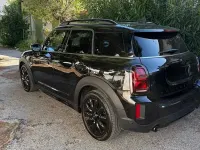 Käytetty Mini Countryman 150 HP (110 kW) 2023 Musta Katumaasturi