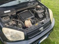 Usata Toyota RAV4 116 CV (85 kW) 2005 Nero SUV