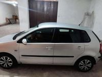 Usata VW Polo Comfortline 75 CV (55 kW) 2003 Grigio Berlina