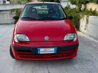 Usata Fiat 600 Comfort 54 CV (39 kW) 2003 Rosso Berlina