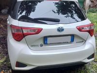 Usata Toyota Yaris Hybrid 73 CV (53 kW) 2019 Berlina