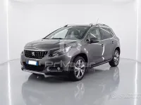 Usata Peugeot 2008 Allure 102 CV (75 kW) 2019 Grigio SUV