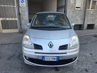 Usata Renault Modus Dynamique 75 CV (55 kW) 2010 Grigio Monovolume