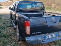 Usata Nissan Navara 190 CV (139 kW) 2006 Grigio Pick-up