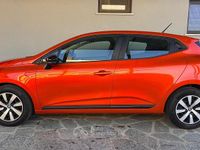 Occasion Renault Clio V Life 67 ch (49 kW) 2023 Orange Berline