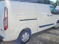 Usata Ford Transit Custom Trend 131 CV (96 kW) 2021 Bianco / pastello Berlina