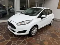 Usata Ford Fiesta 75 CV (55 kW) 2015 Bianco Utilitaria