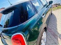 Usata Mini Cooper D Business 116 CV (85 kW) 2016 Verde Utilitaria