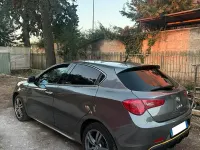 Usata Alfa Romeo Giulietta 82 CV (60 kW) 2011 Grigio Utilitaria