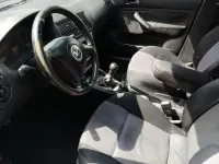 Usata VW Golf IV 105 CV (77 kW) 2003 Bluazzurro Berlina