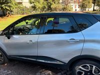 Usata Renault Captur 90 CV (66 kW) 2016 Grigio SUV