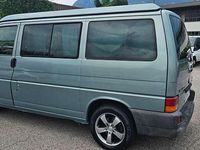 Usata VW Multivan 151 CV (111 kW) 2000 Verde Furgone