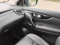 Usata Nissan Qashqai 131 CV (96 kW) 2016 Nero SUV