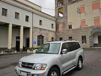 Usata Mitsubishi Pajero 165 CV (121 kW) 2000 Argento SUV