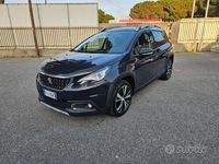 Usata Peugeot 2008 Allure 102 CV (75 kW) 2019 Blu SUV