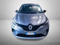 Usado Renault Captur Equilibre 91 CV (66 kW) 2023 Gris SUV