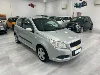 Usata Chevrolet Aveo 84 CV (61 kW) 2009 Argento Berlina