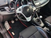 Usata Alfa Romeo Giulietta Distinctive 140 CV (102 kW) 2011 Nero Utilitaria