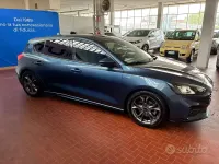 Usata Ford Focus ST-Line 125 CV (91 kW) 2019 Blu Berlina