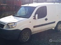 Usata Fiat Doblò 105 CV (77 kW) 2007 Bianco Monovolume