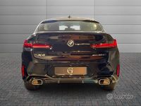 Käytetty BMW X4 M Sport 190 HP (139 kW) 2022 Musta Katumaasturi