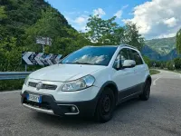 Usata Fiat Sedici 135 CV (99 kW) 2012 Bianco SUV