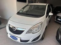 Usata Opel Meriva Cosmo 101 CV (74 kW) 2011 Bianco Monovolume