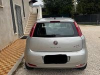 Usata Fiat Grande Punto 75 CV (55 kW) 2015 Grigio Utilitaria
